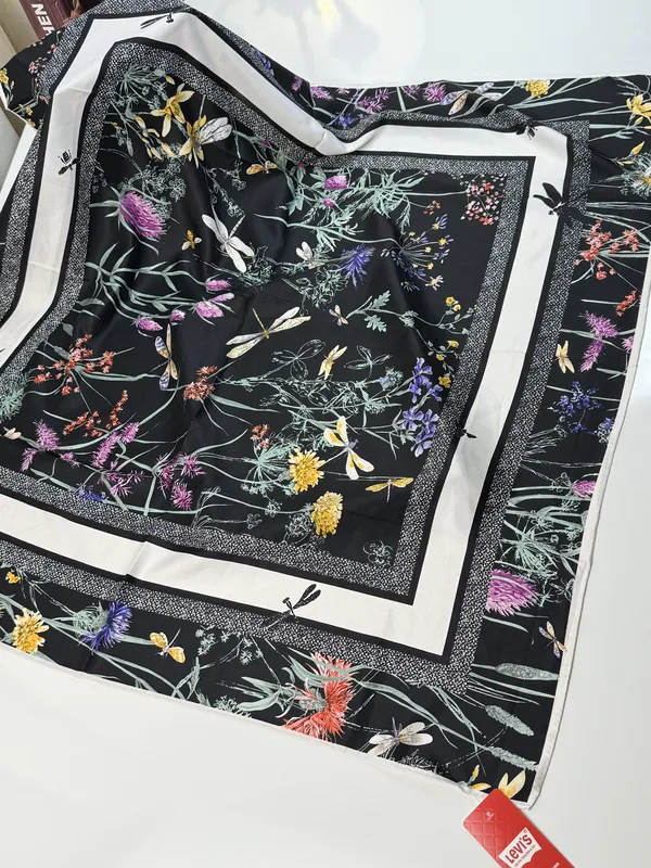 روسری ابریشمی لویس